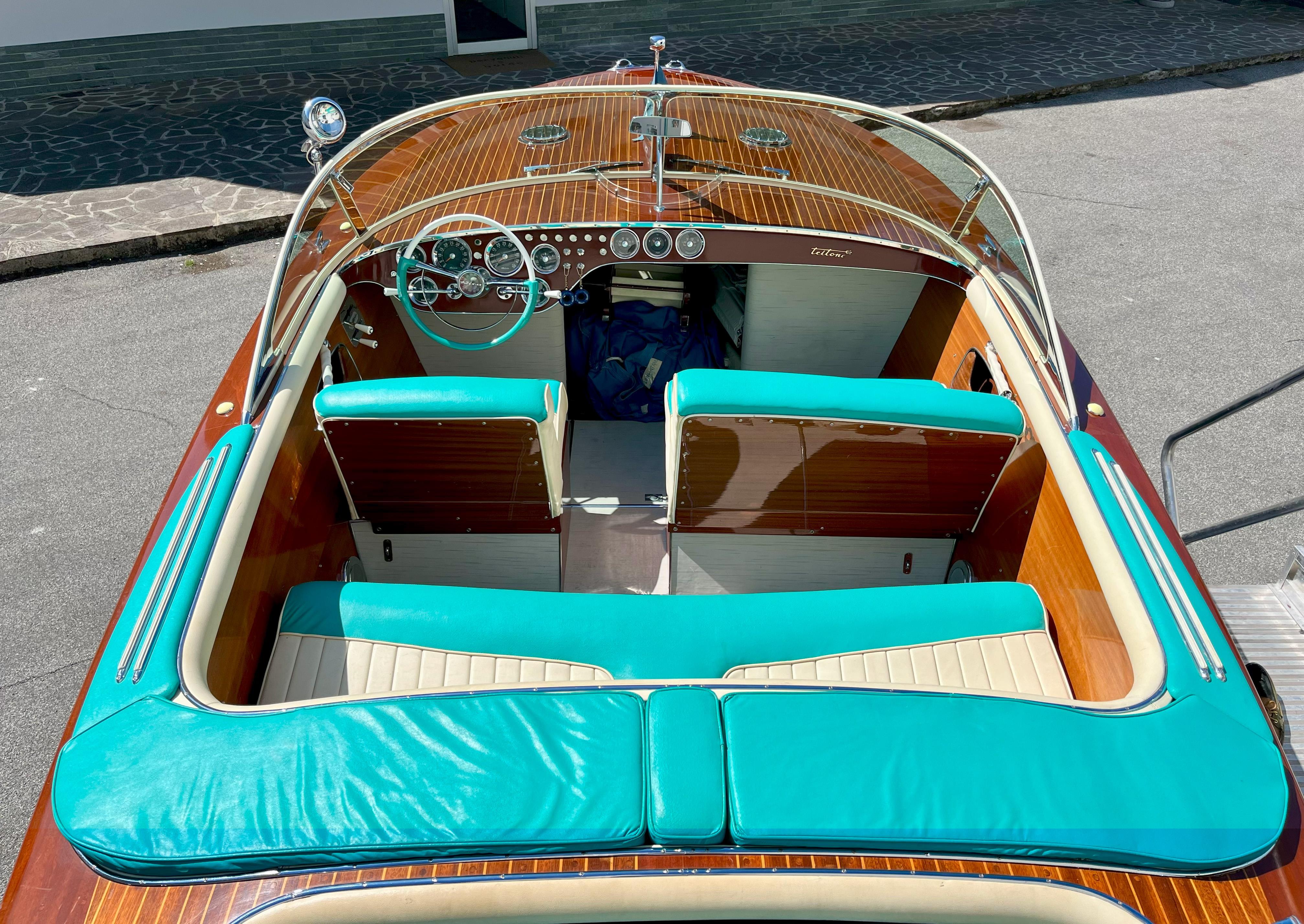 1960 RIVA TRITONE 